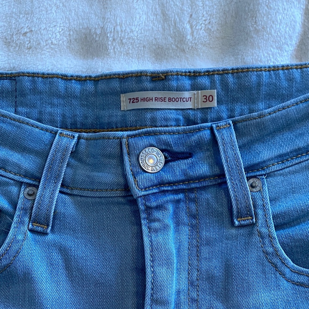 Levi High Rise Bootcut Jean - Picture 2 of 4